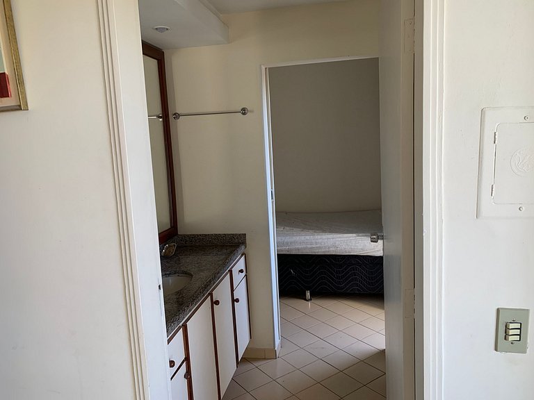 Flat 905 Eldorado Flat Service