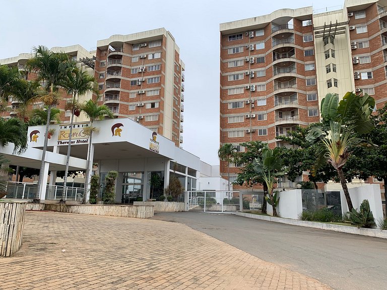 Império Romano apto 306 com 2 qtos.