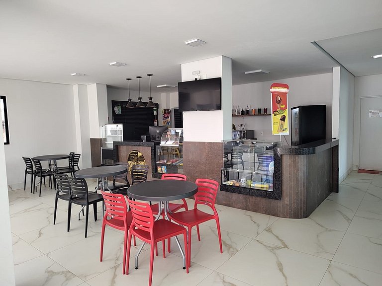 Golden Dolphin Supreme