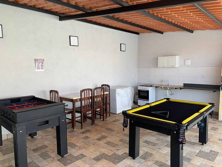 Linda Casa com Piscina aquecida e área de Lazer