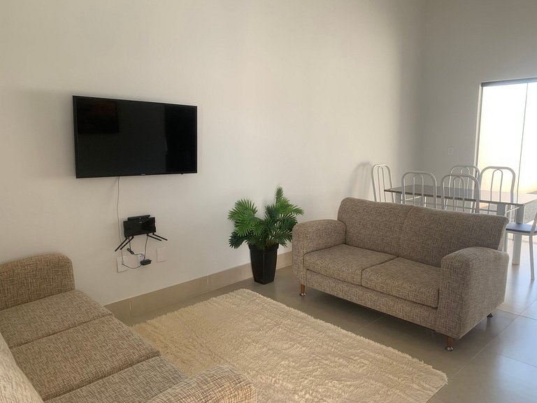 Linda Casa com Piscina aquecida e área de Lazer