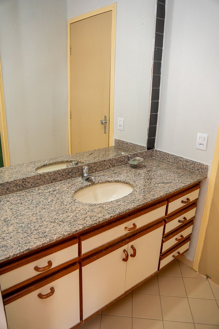 Linda cobertura no Eldorado Flat Service