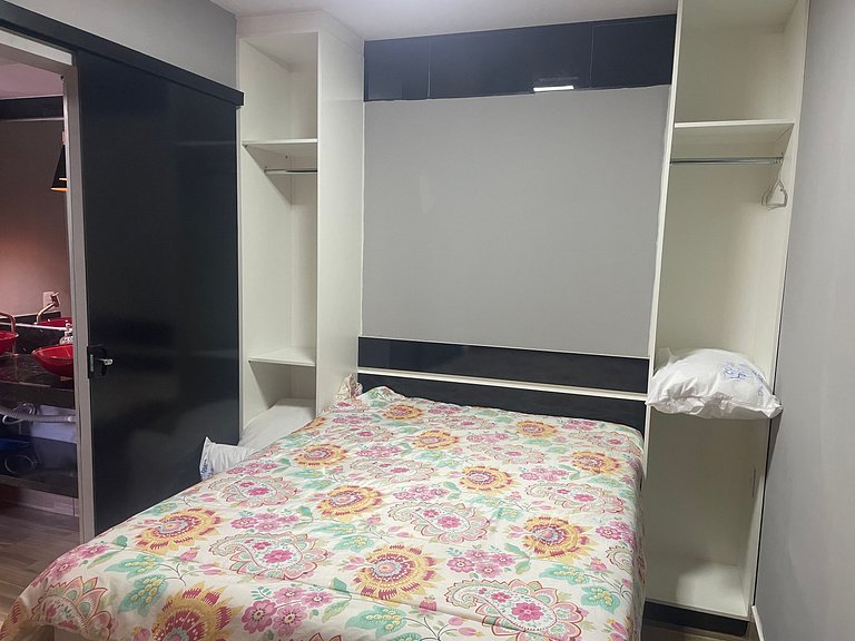 Flat 406 de 2 Qtos no Eldorado Flat Service
